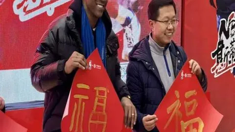 19岁身高1米98中国女排新星亮相，朱婷同门师妹得分榜进四，强势挺进A组！